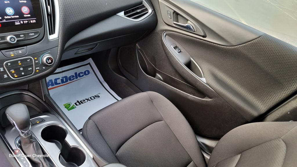 Used 2025 Chevrolet Malibu LT FWD image 23