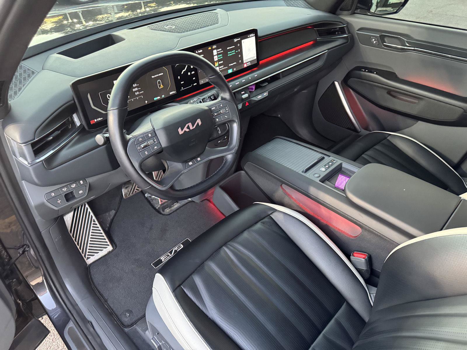 Used 2024 Kia EV9 GT-Line AWD/4WD image 26