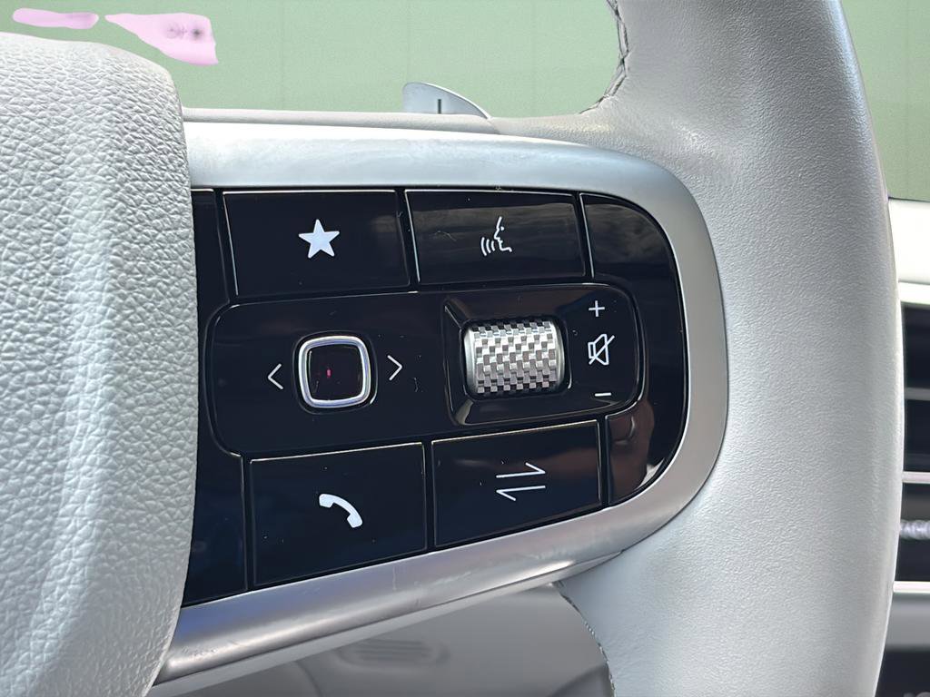 Certified 2026 Genesis GV70 2.5T Advanced AWD/4WD image 28