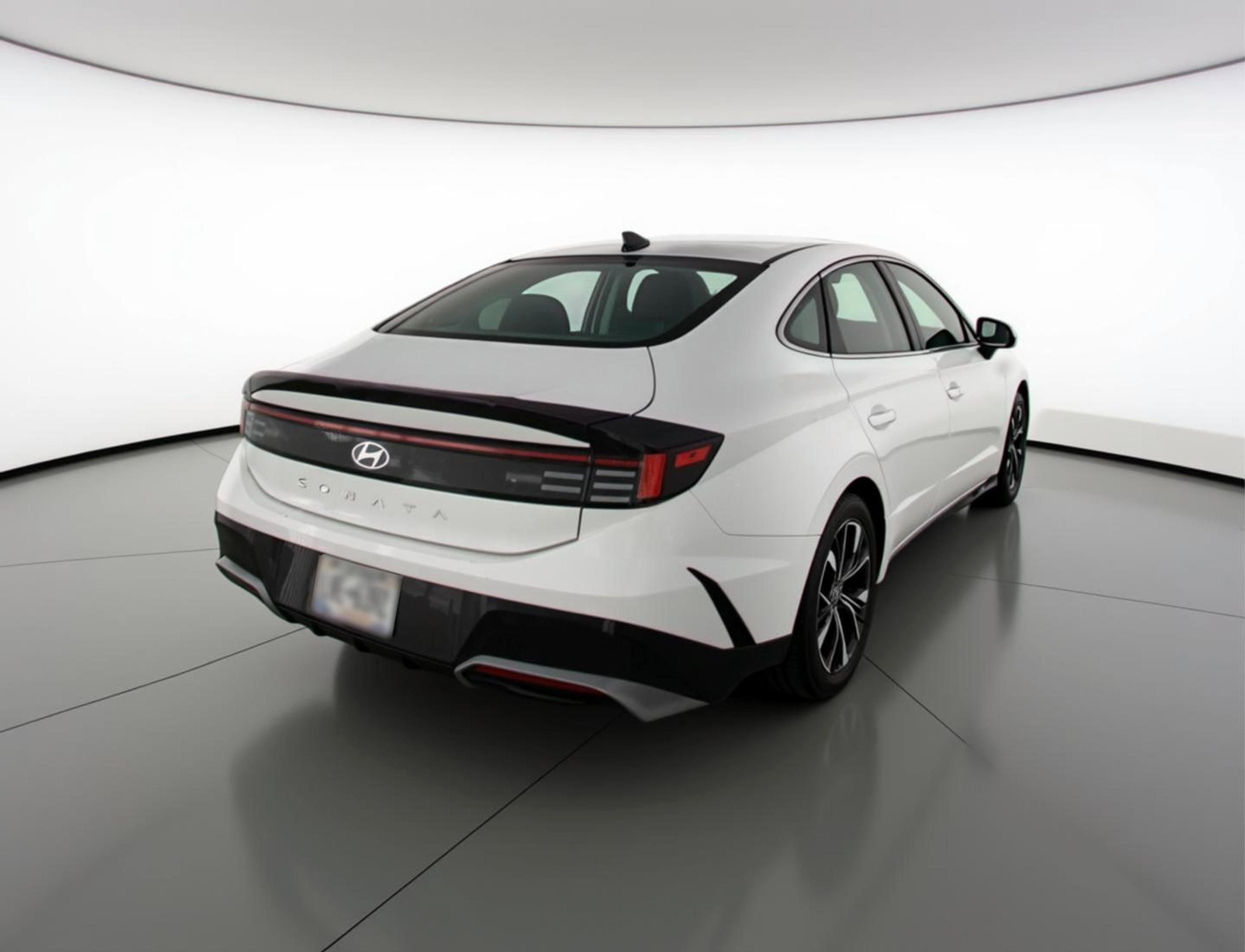 Used 2025 Hyundai Sonata SEL image 9