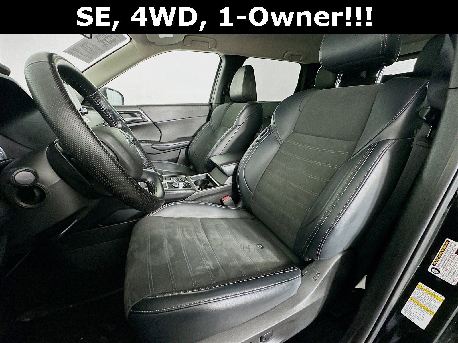 Used 2024 Mitsubishi Outlander SE image 22