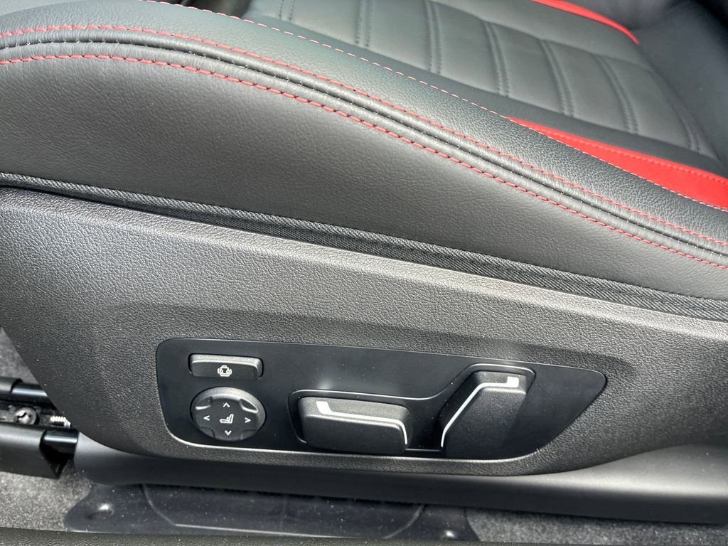 Used 2025 BMW M2 w/ Lighting Package image 12