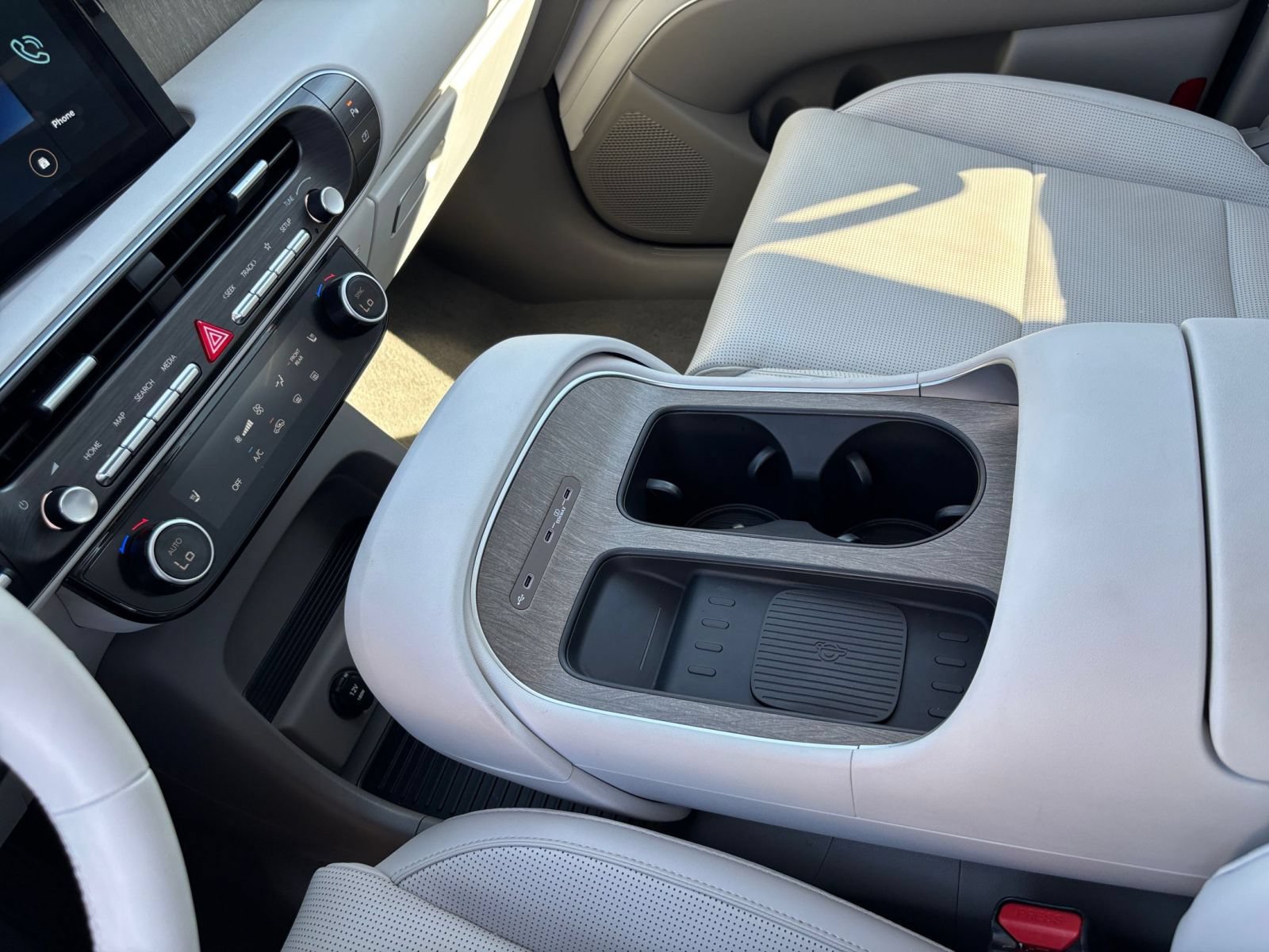 Used 2026 Hyundai Palisade SEL FWD image 44