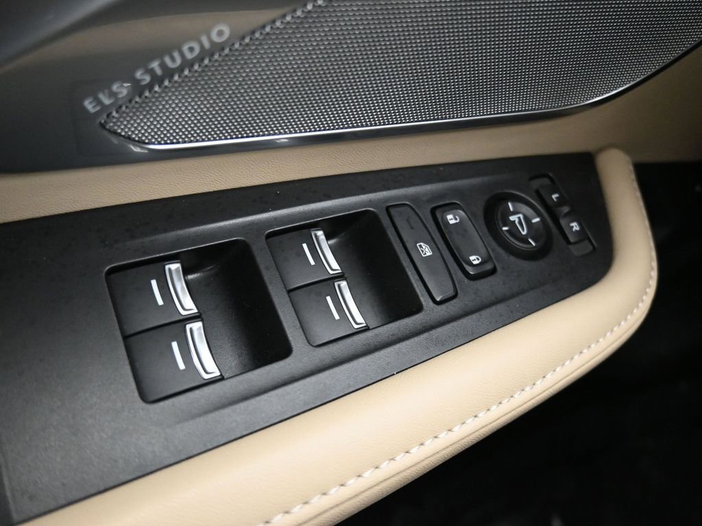 Used 2023 Acura RDX w/ Technology Package image 26