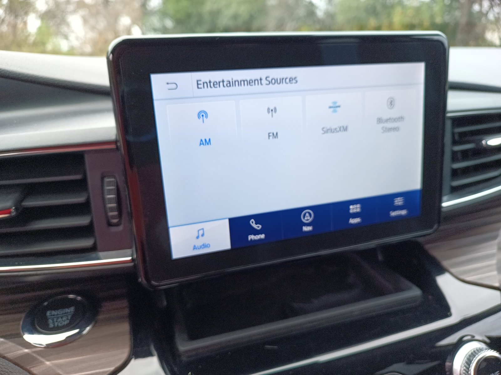 Used 2023 Ford Explorer Limited image 15