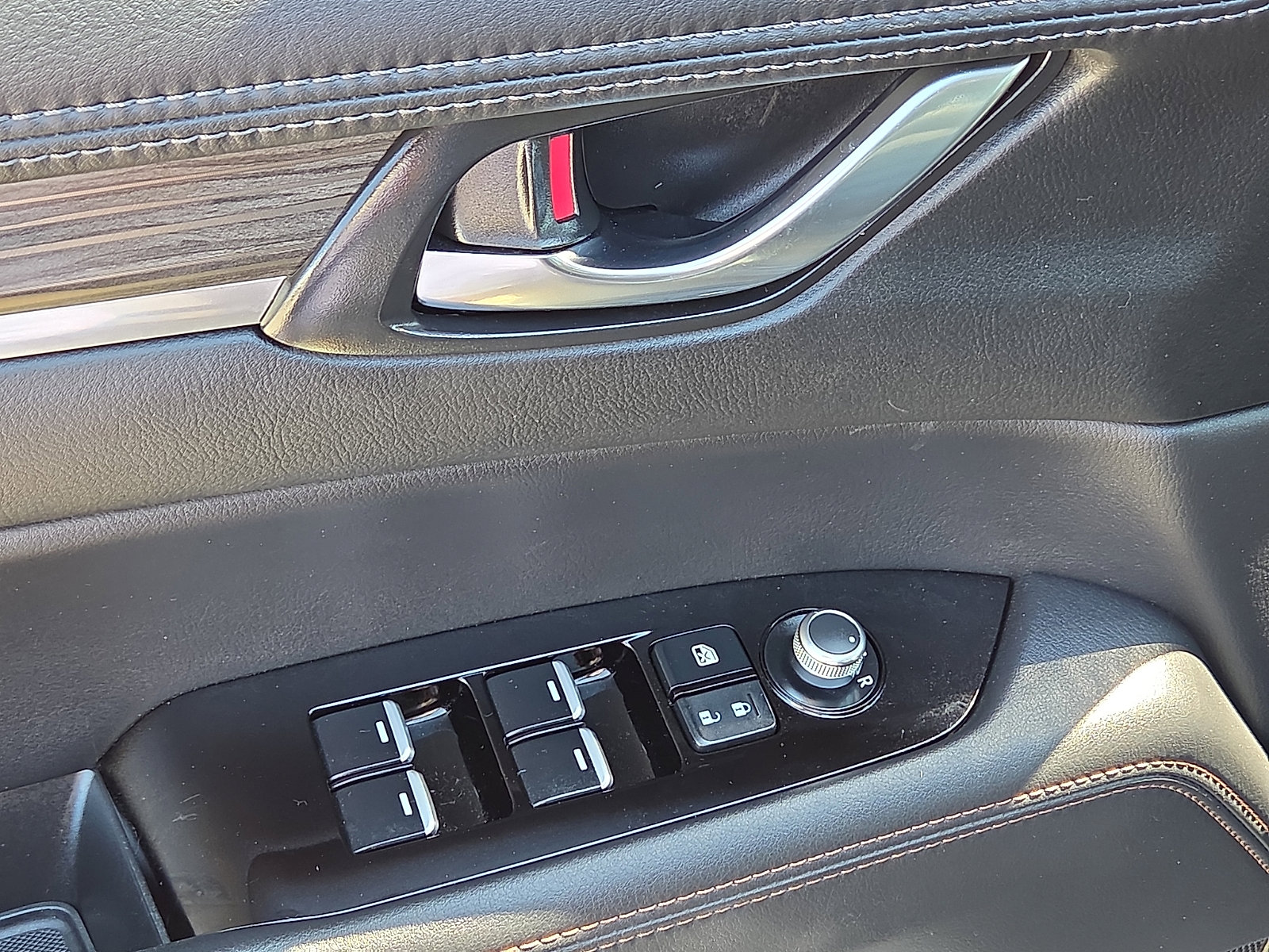 Used 2023 MAZDA CX-5 AWD 2.5 S w/ Premium Package image 13