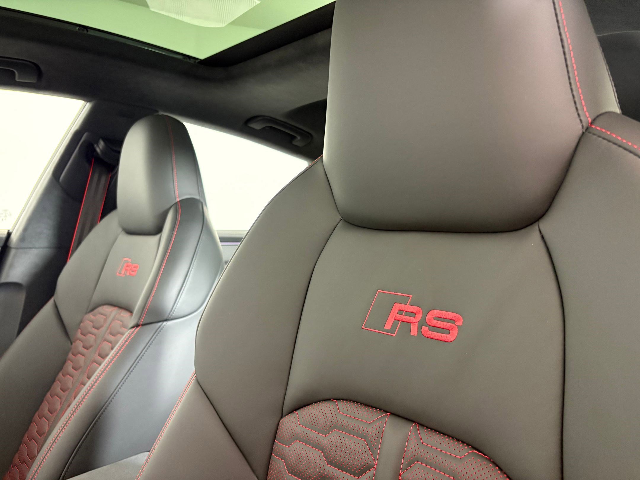 New 2026 Audi RS 7 Performance image 30