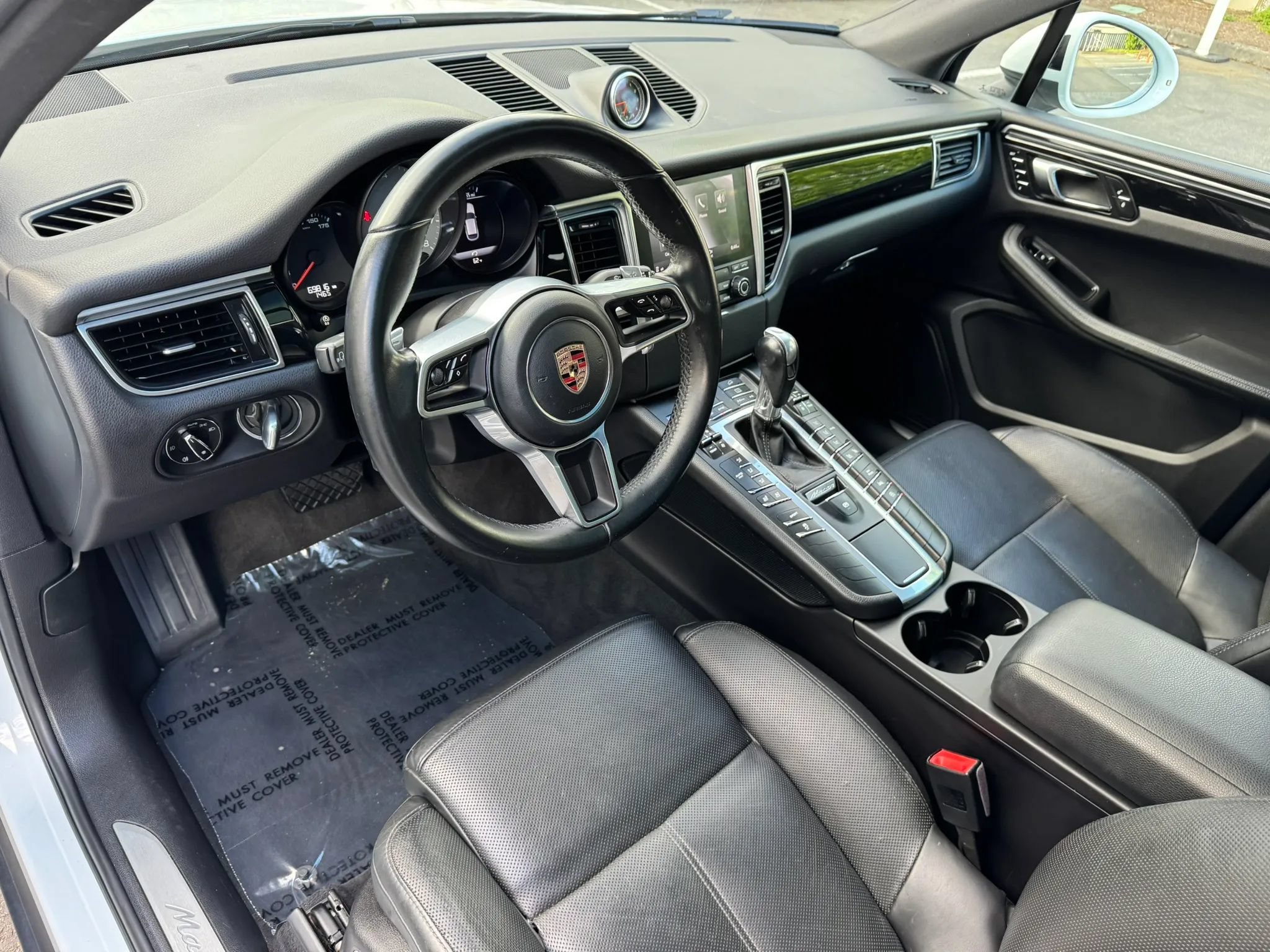 Used 2017 Porsche Macan S AWD/4WD image 21