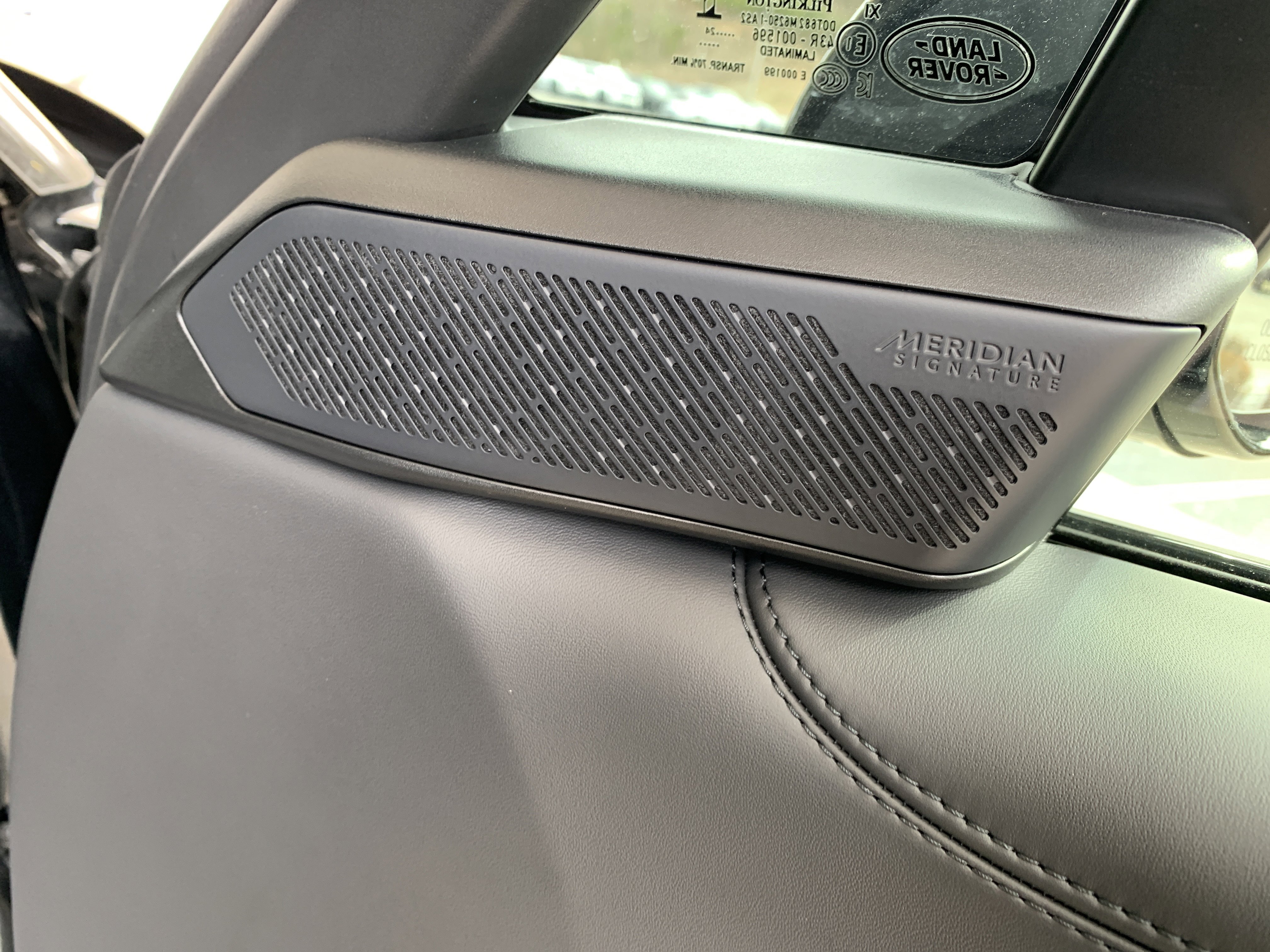 Used 2025 Land Rover Range Rover Autobiography image 46