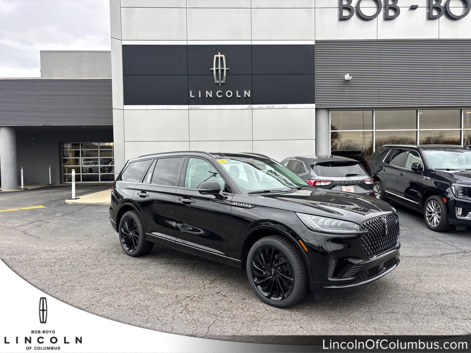 New 2026 Lincoln Aviator Reserve w/ Jet Appearance Package image 1