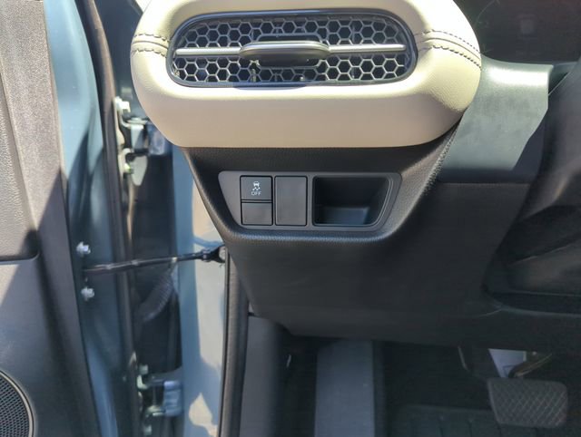 Used 2023 Honda HR-V EX-L image 19