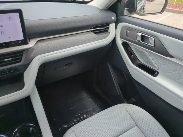 New 2026 Ford Explorer Platinum AWD/4WD image 17