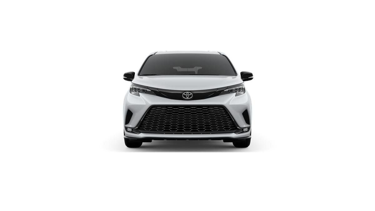 New 2026 Toyota Sienna XSE image 17