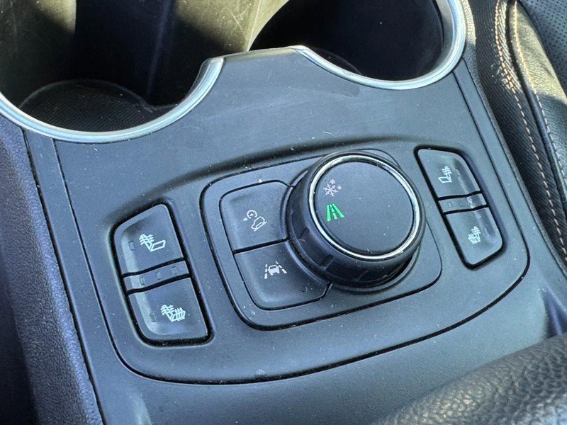 Used 2021 GMC Terrain SLT w/ Elevation Edition image 22