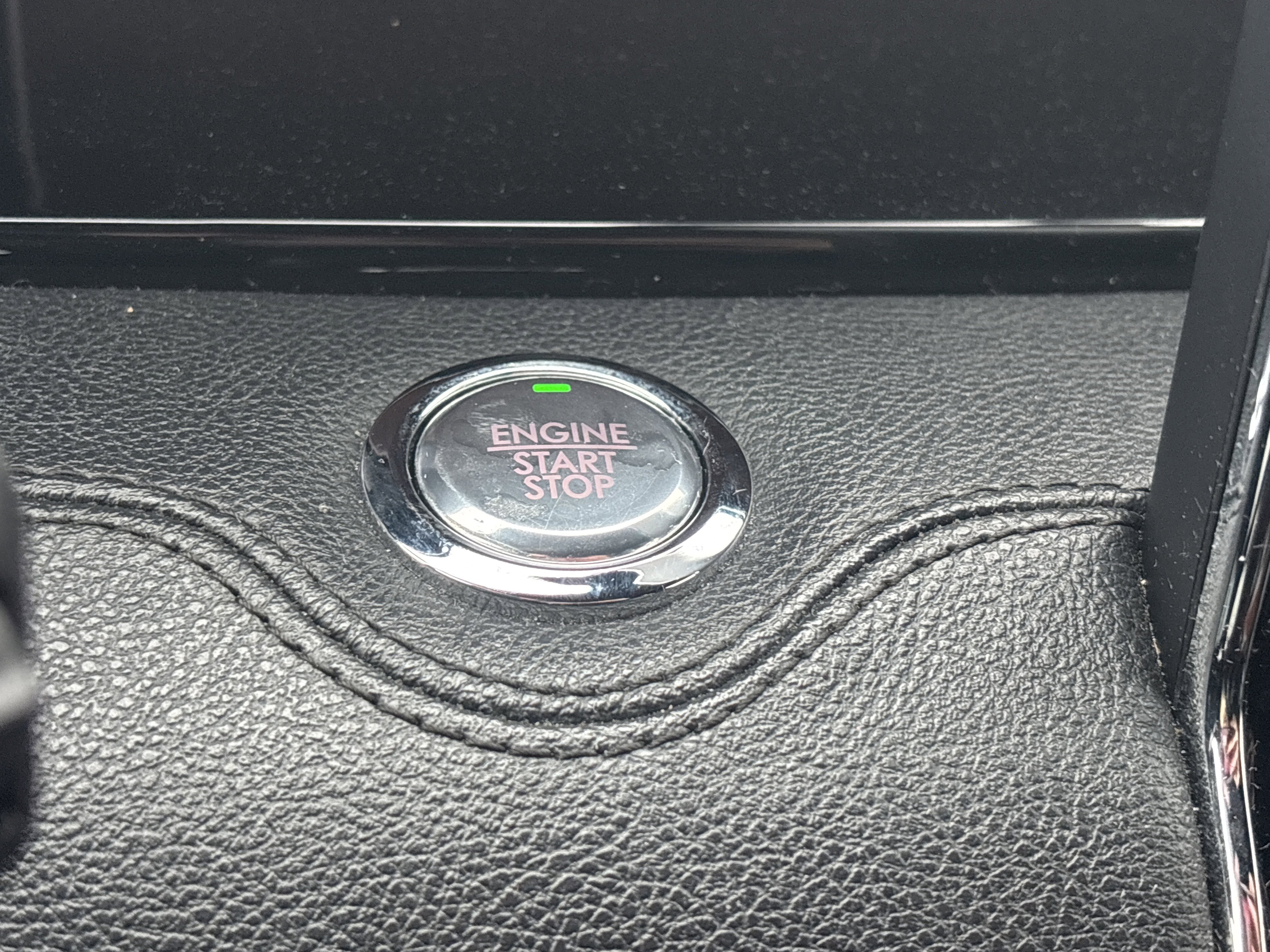 Used 2023 Lincoln Navigator 4WD image 31