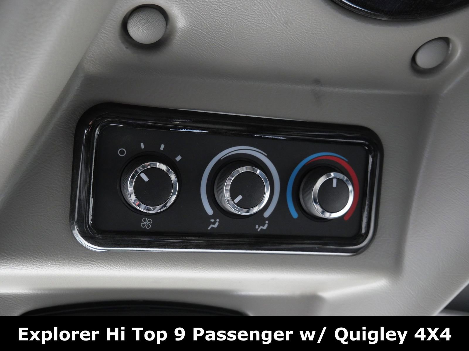 Used 2025 GMC Savana 3500 LT w/ LT Preferred Equipment Group image 47