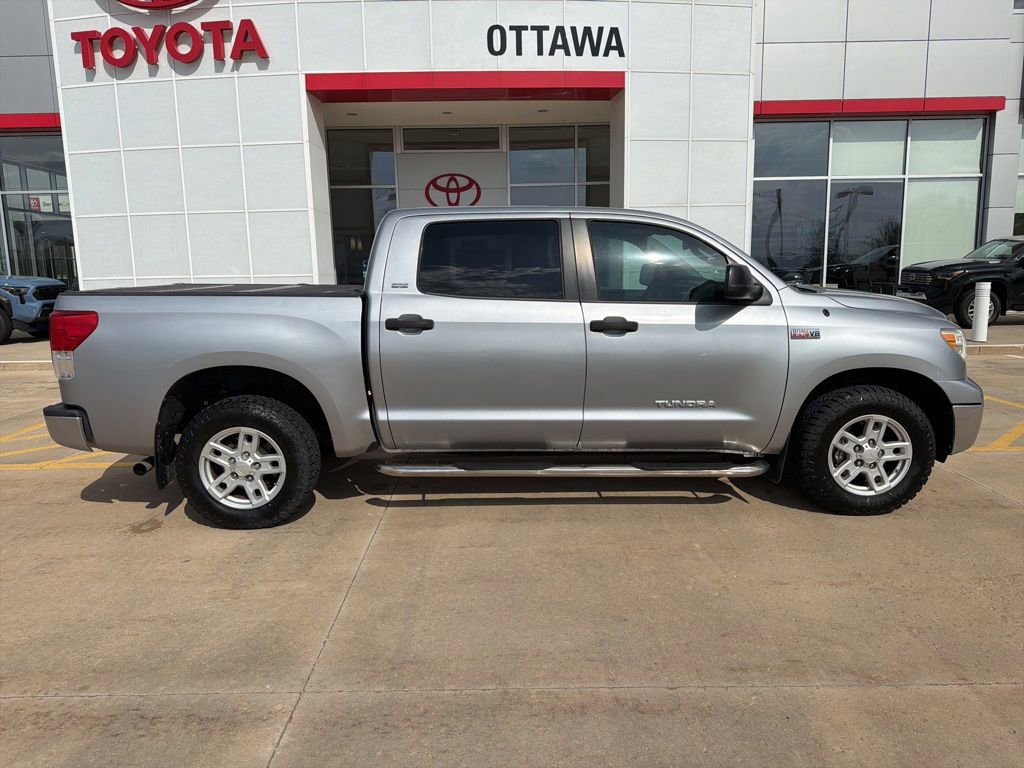 Used 2013 Toyota Tundra 2WD CrewMax w/ SR5 Pkg image 2