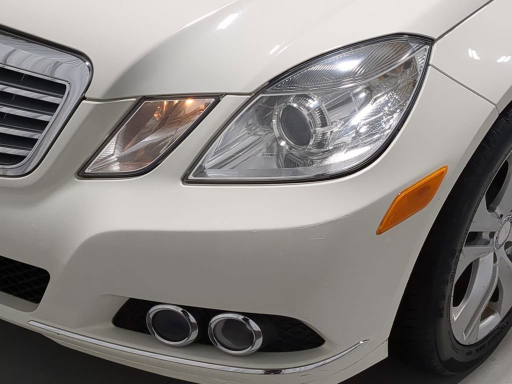 Used 2011 Mercedes-Benz E 350 4MATIC Sedan image 21