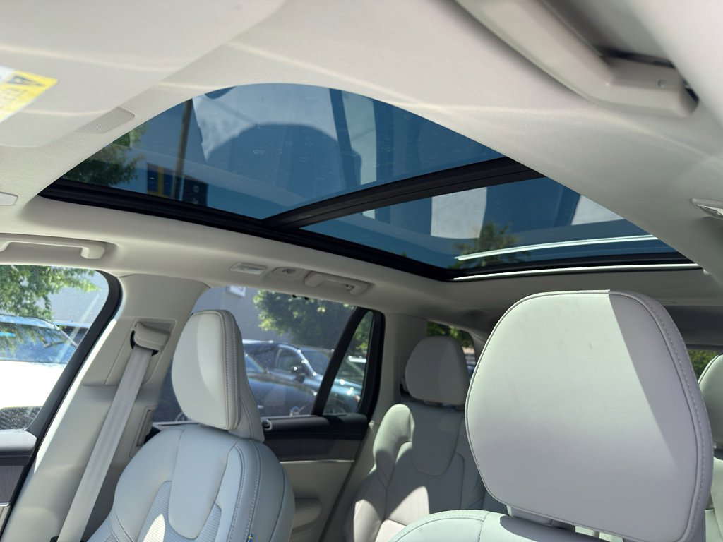 New 2026 Volvo XC90 T8 Ultra w/ Protection Package Premier image 15