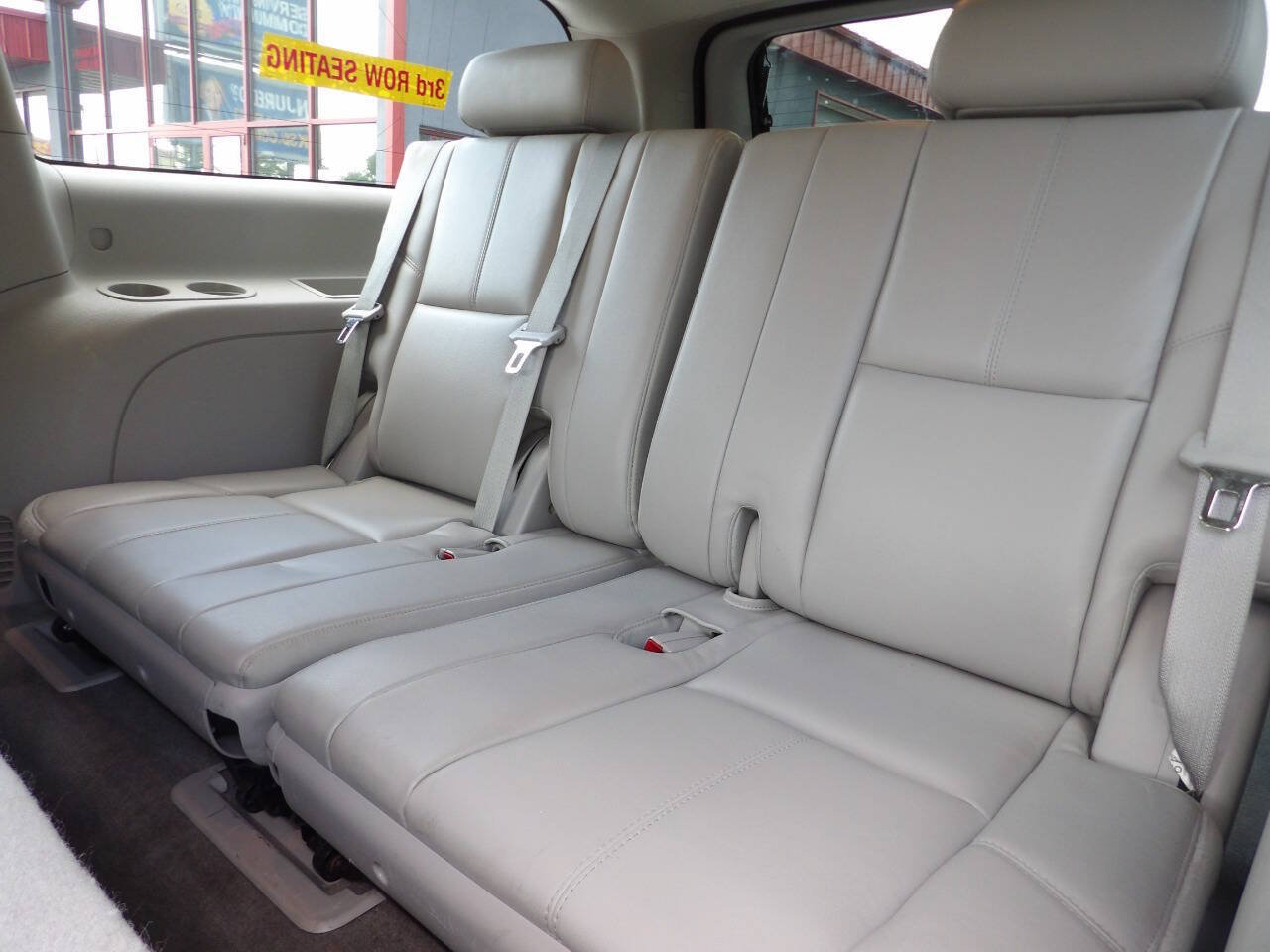 Used 2012 GMC Yukon XL SLT w/ SLT-2 Equipment Package AWD/4WD image 10