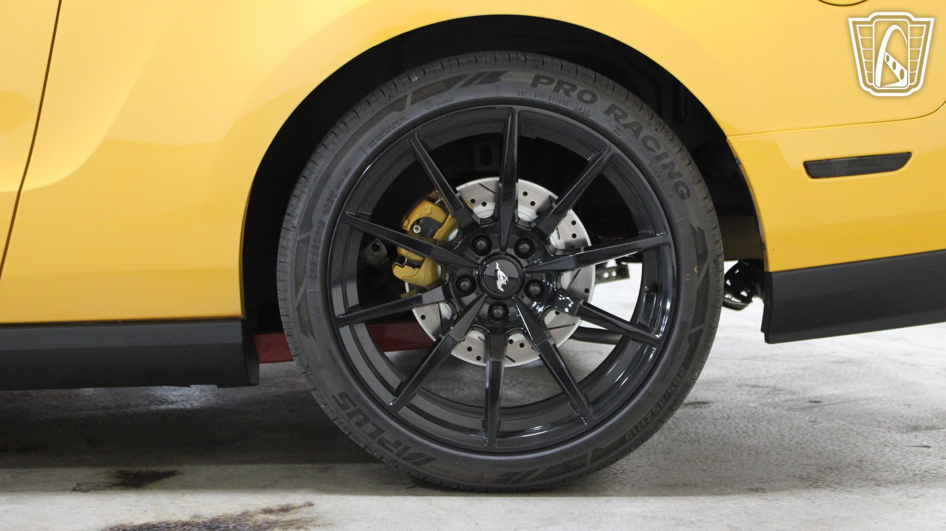 Used 2011 Ford Mustang GT RWD image 6
