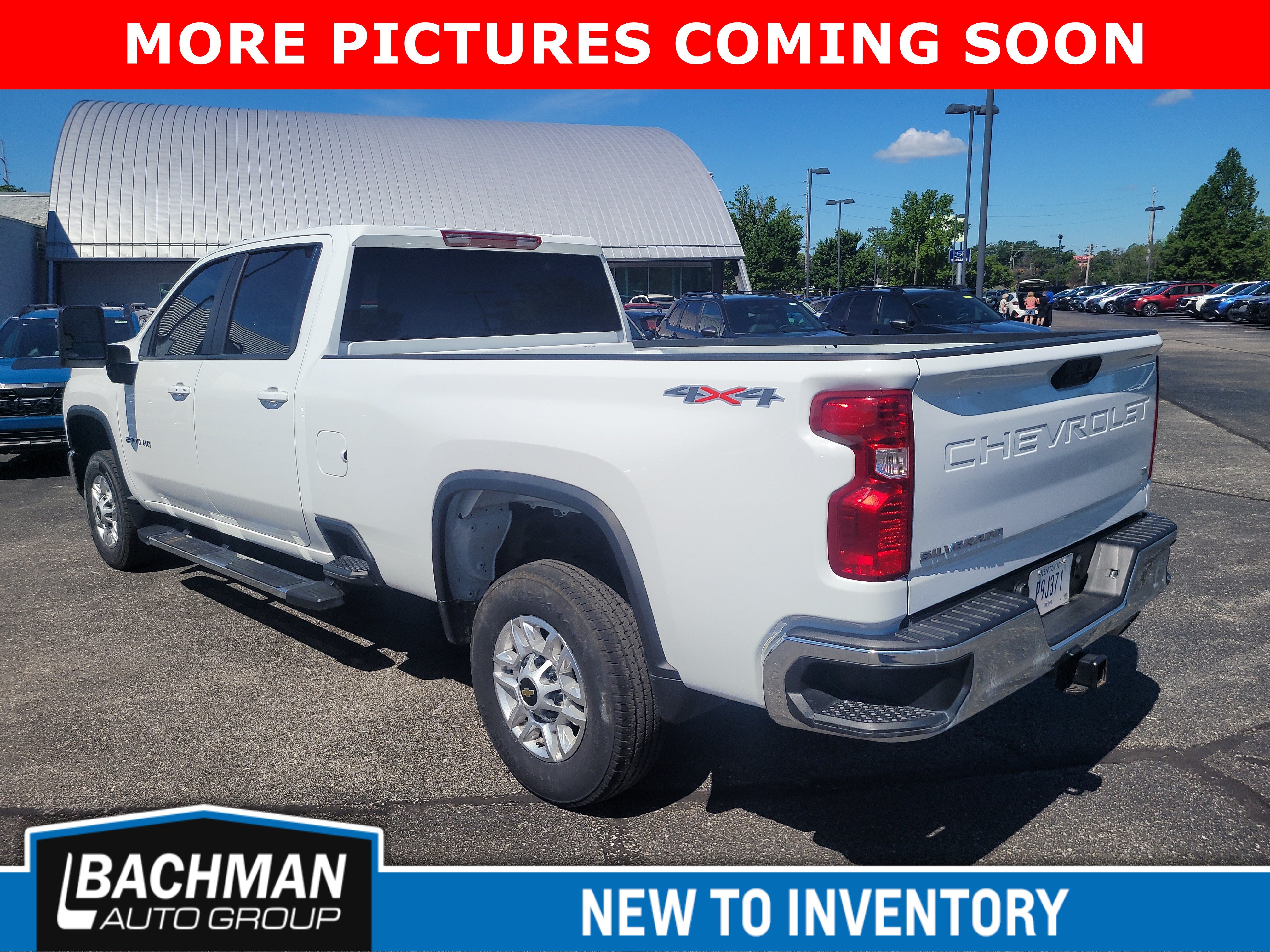 Used 2025 Chevrolet Silverado 2500 LT w/ Convenience Package AWD/4WD image 5