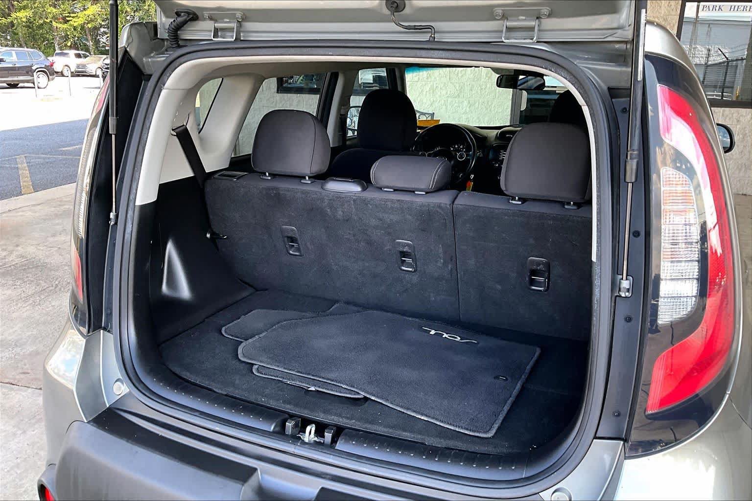 Used 2015 Kia Soul FWD image 30