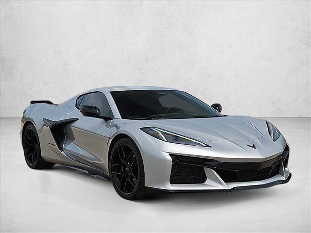 Used 2026 Chevrolet Corvette Z06 RWD image 3