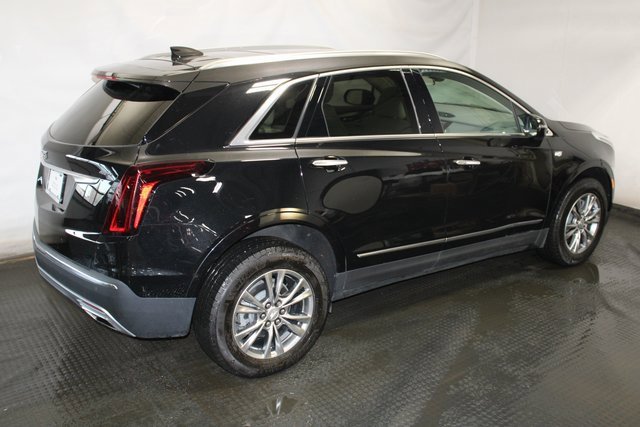 Certified 2022 Cadillac XT5 Premium Luxury image 5