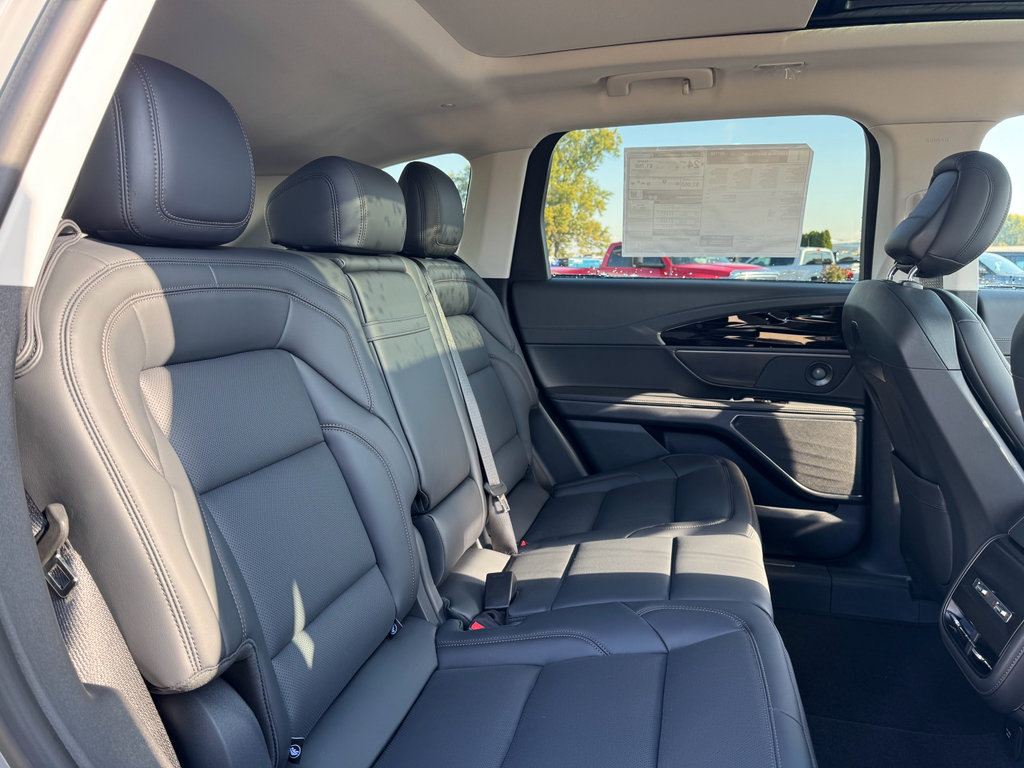 New 2026 Lincoln Nautilus Premier w/ Equipment Group 102A image 19