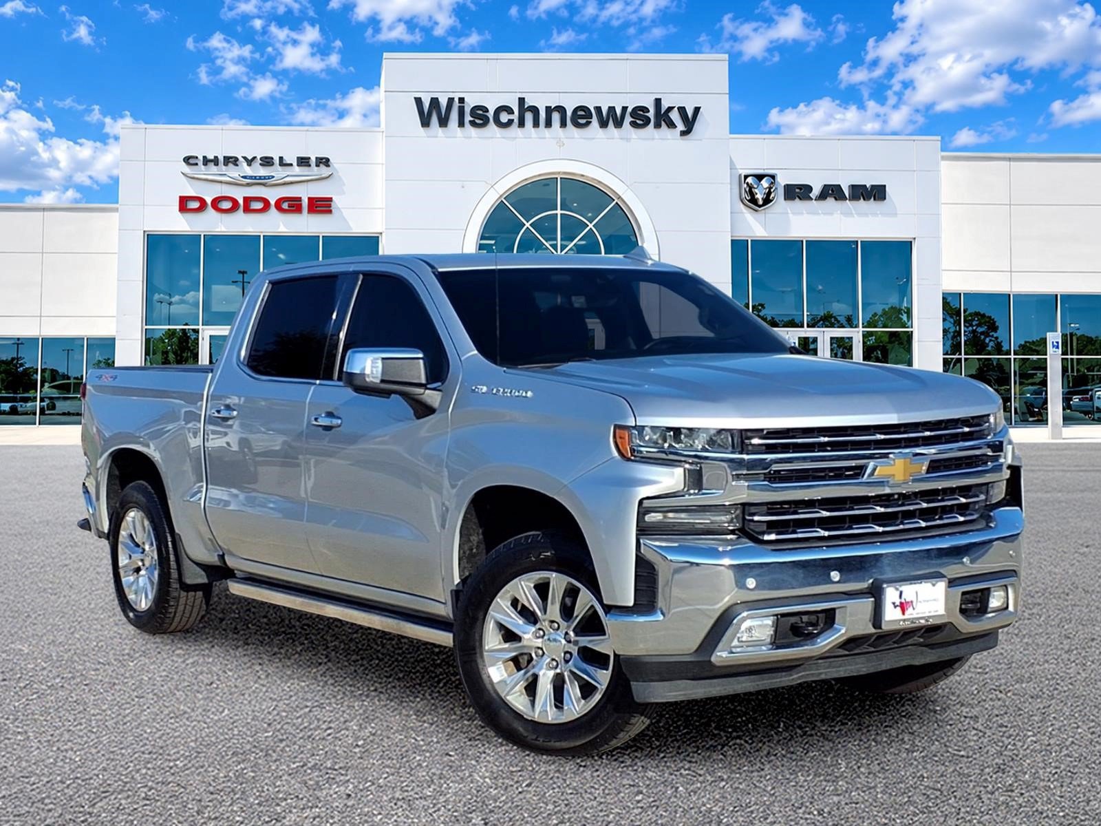 Used 2019 Chevrolet Silverado 1500 LTZ w/ LTZ Premium Package AWD/4WD image 1