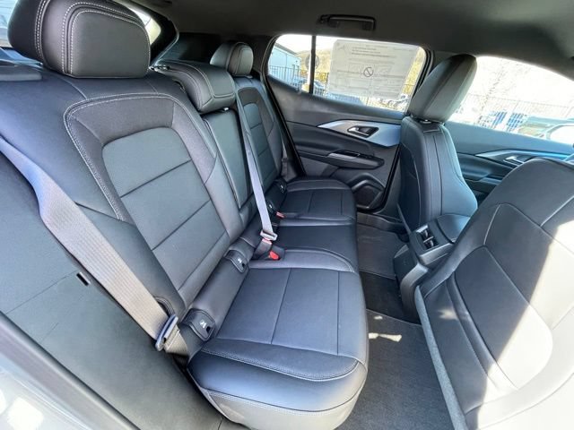 New 2026 Chevrolet Equinox EV LT w/ LPO, Tech Bronze Package FWD image 30