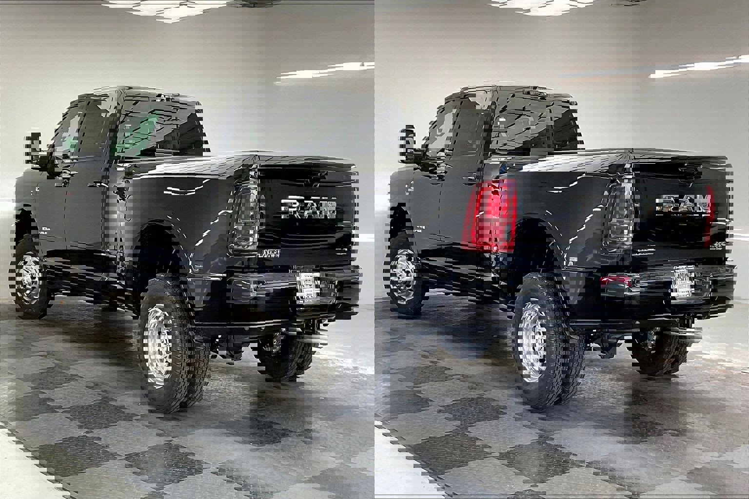 New 2026 RAM 3500 Laramie AWD/4WD image 2