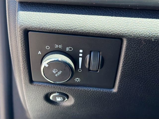 Used 2020 Jeep Grand Cherokee Altitude RWD image 33