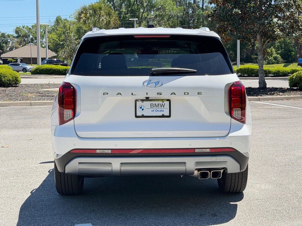 Used 2025 Hyundai Palisade SEL FWD image 4