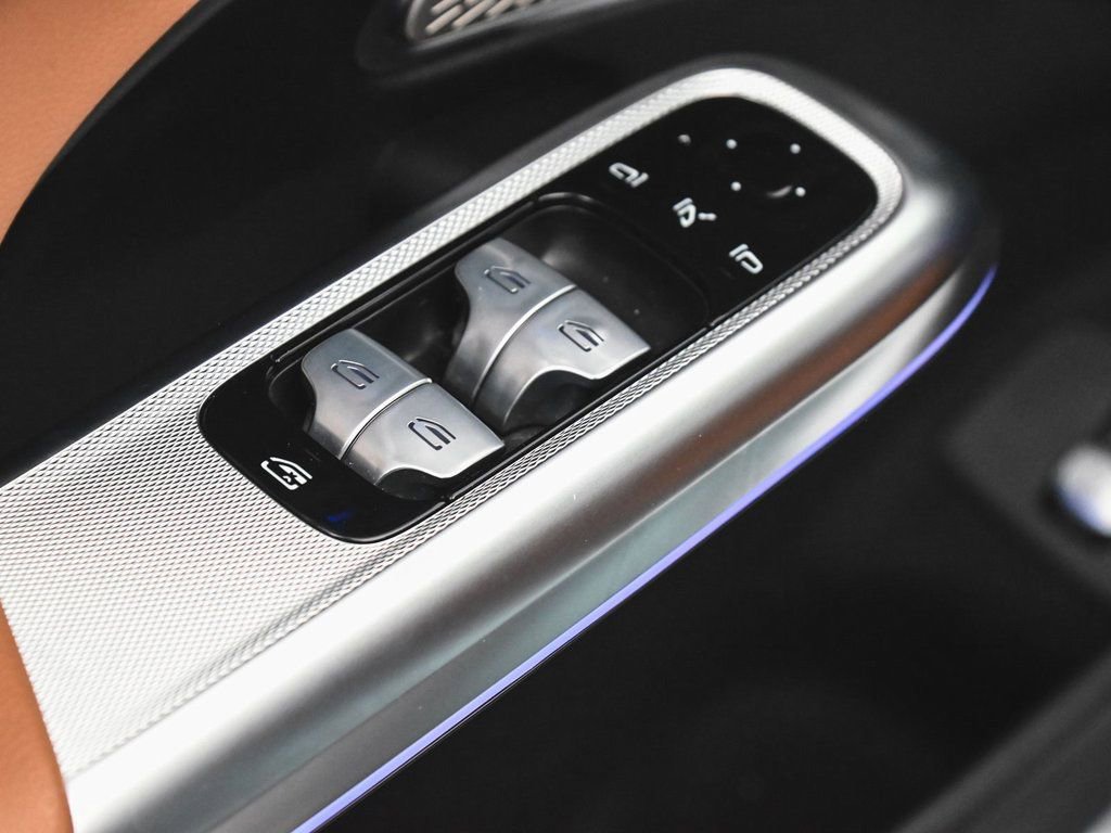 Used 2024 Mercedes-Benz E 450 4MATIC Sedan image 10