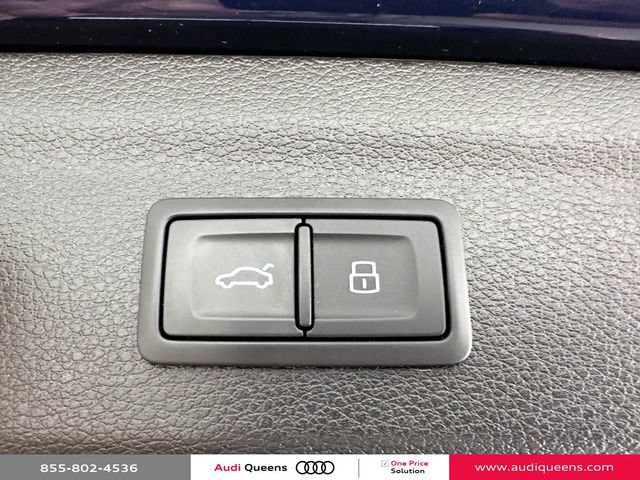 Certified 2023 Audi Q3 2.0T Premium w/ Convenience Package AWD/4WD image 11