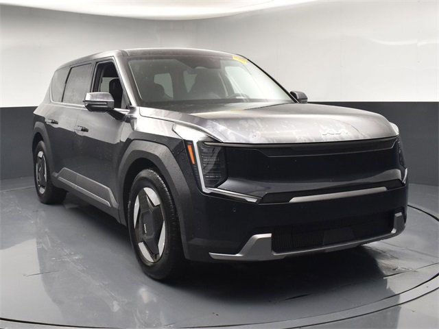 Certified 2026 Kia EV9 Light video 2