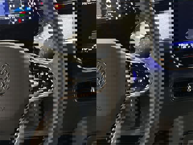 New 2025 Volkswagen ID. Buzz Pro S image 9