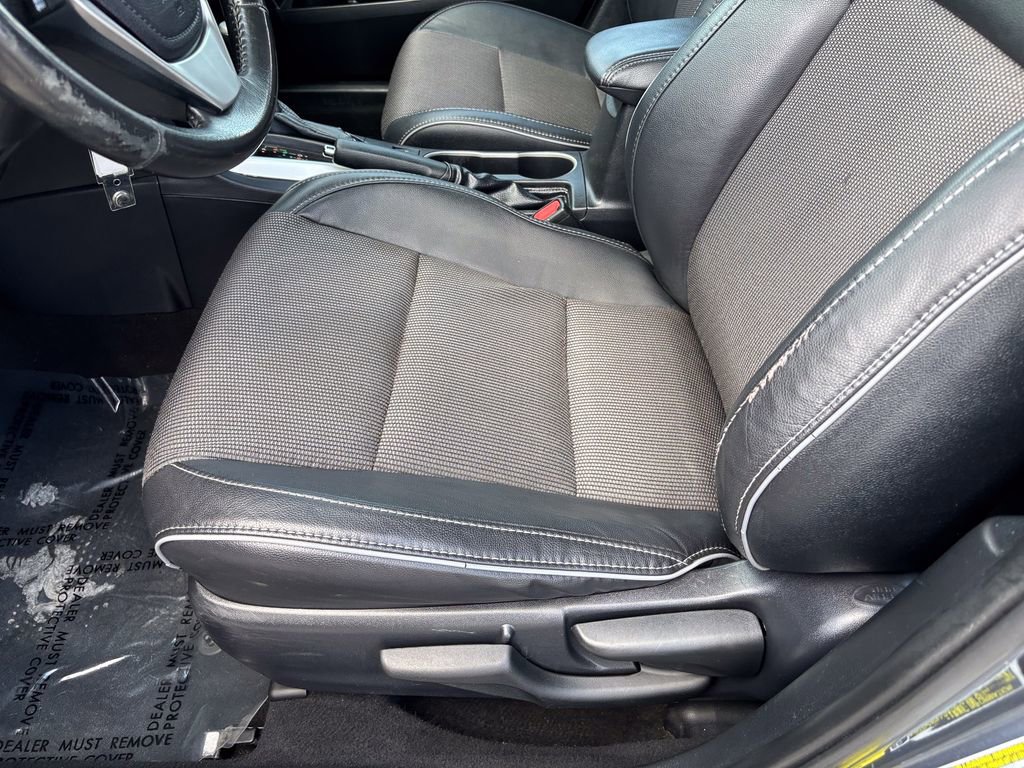 Used 2016 Toyota Corolla S image 17