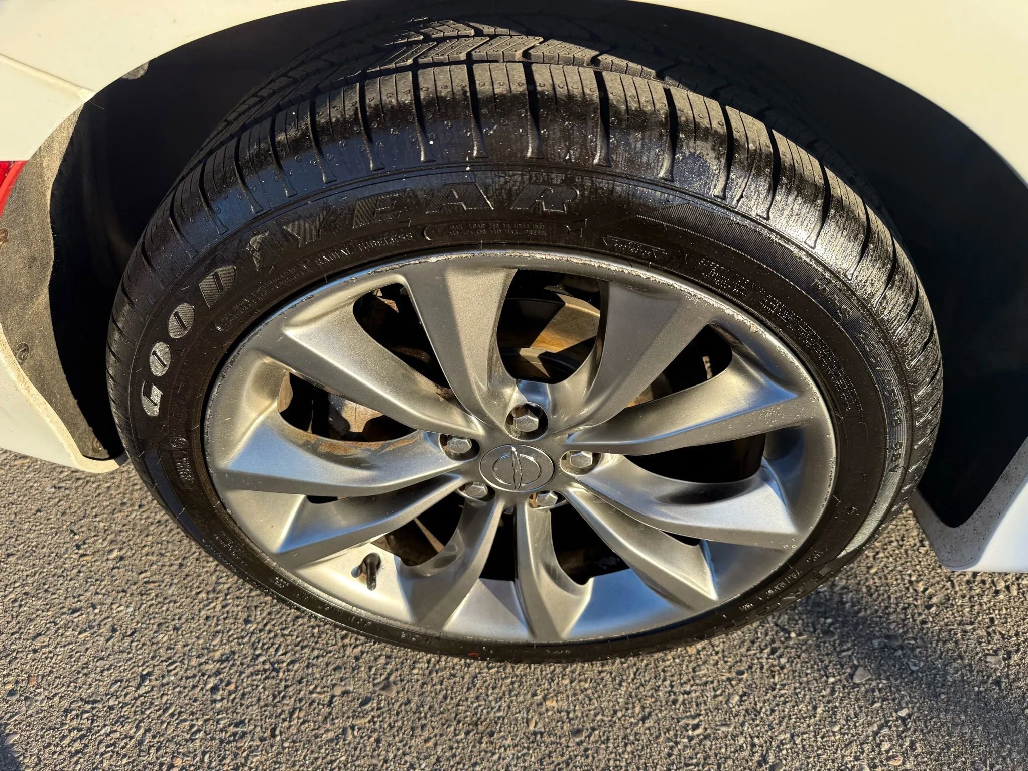 Used 2015 Chrysler 200 S w/ Navigation & Sound Group I image 11