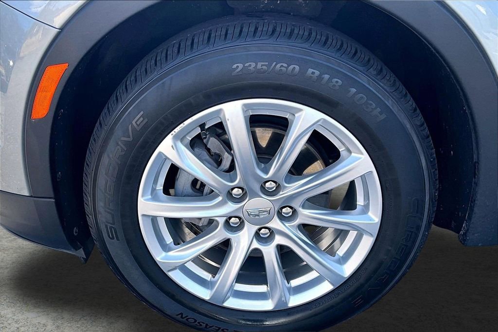 Certified 2023 Cadillac XT4 Luxury w/ Driver Awareness Package image 33