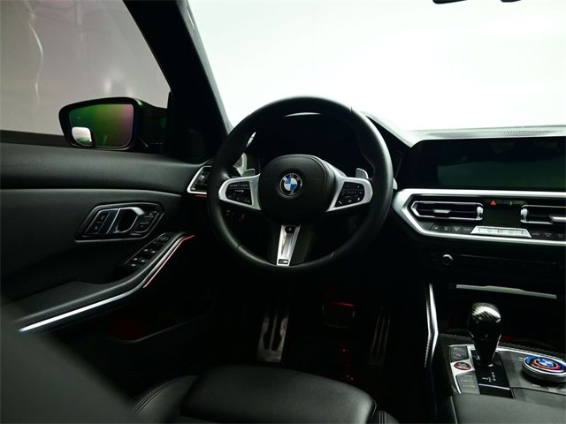 Used 2022 BMW 330i Sedan w/ M Sport Package image 9
