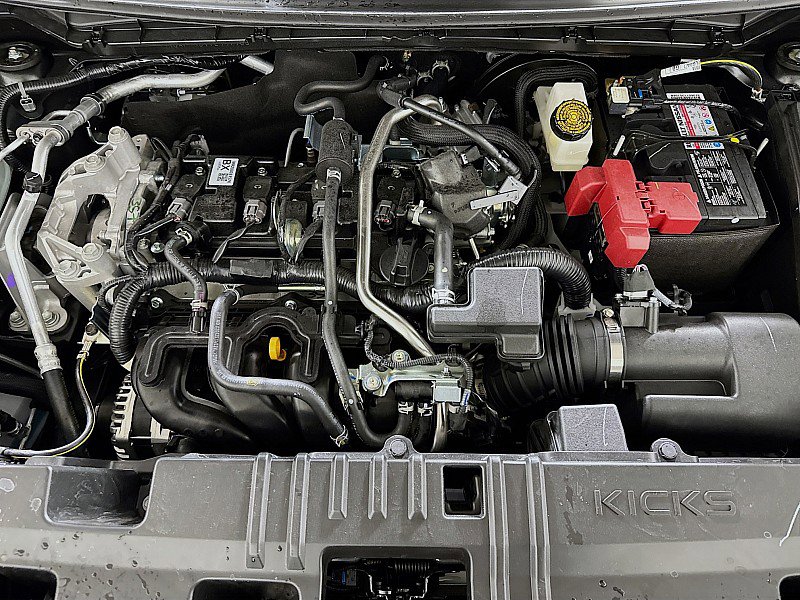 New 2026 Nissan Kicks SR w/ Cold Weather Package image 28