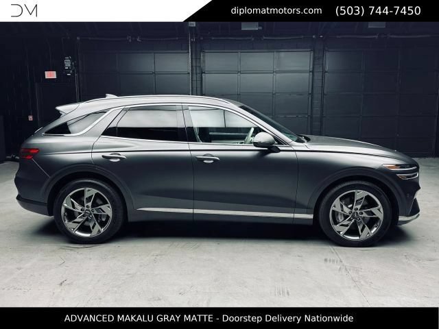 Used 2023 Genesis Electrified GV70 AWD/4WD image 8