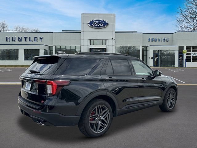 Certified 2026 Ford Explorer ST AWD/4WD image 5