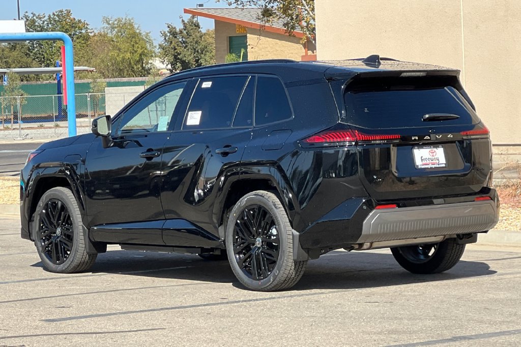 New 2026 Toyota RAV4 XSE w/ Panoramic Sun Roof Package AWD/4WD image 6