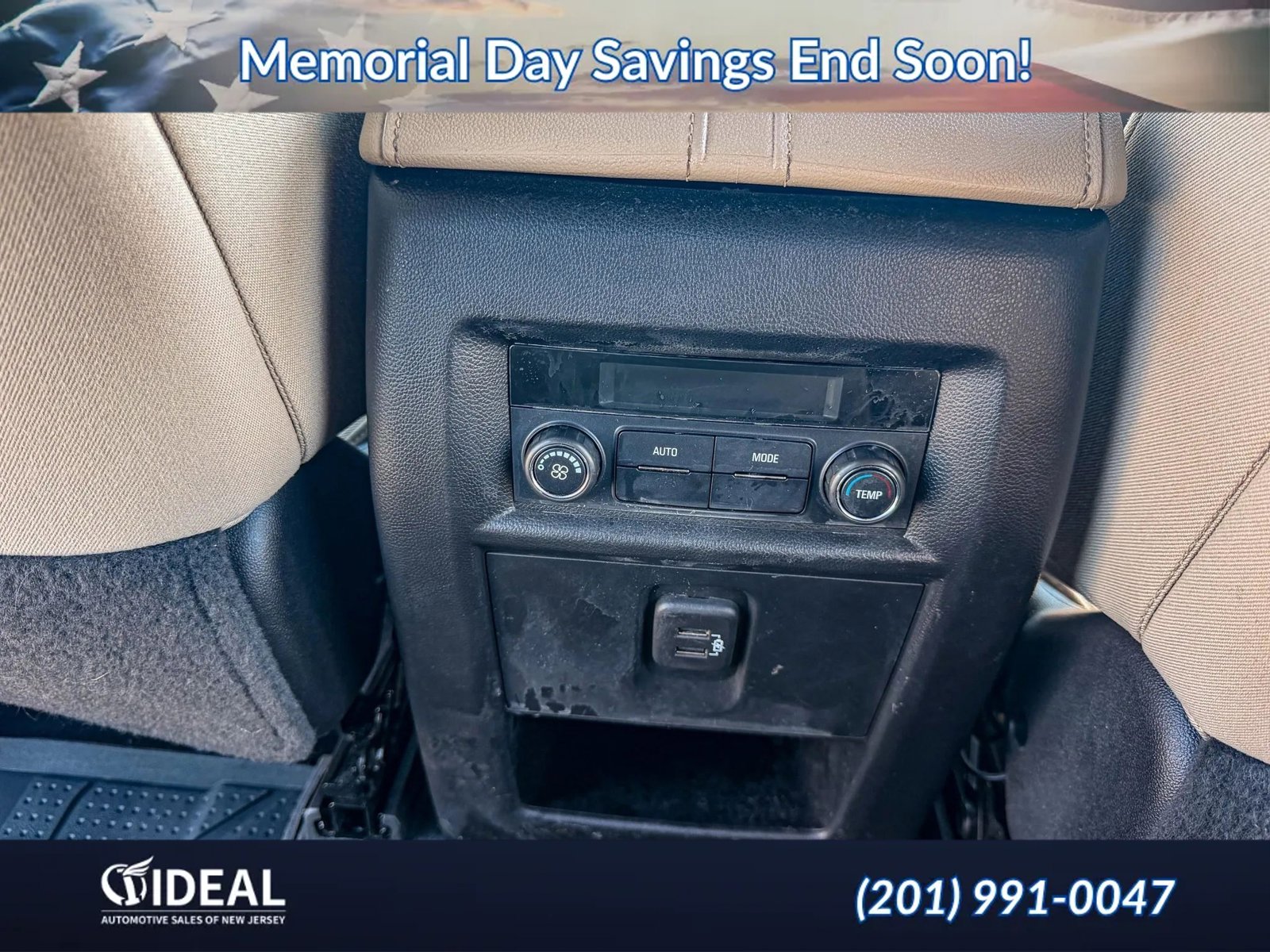 Used 2022 Chevrolet Traverse LS FWD image 32