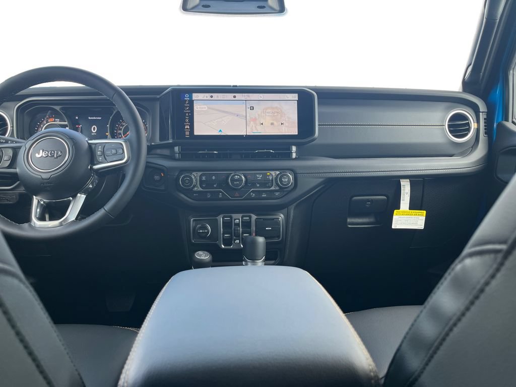 New 2026 Jeep Wrangler Unlimited Sahara AWD/4WD image 3