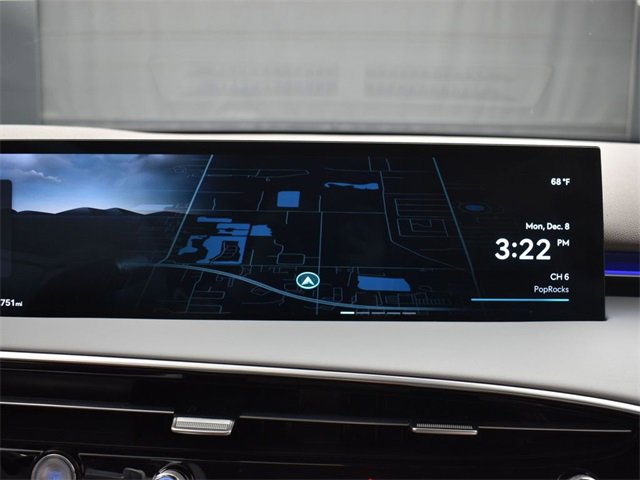 Used 2026 Genesis GV70 2.5T Advanced image 18